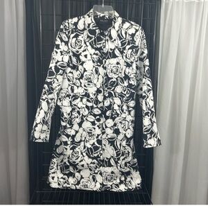 Liz Claiborne Black and White Notched Collar Trench Coat